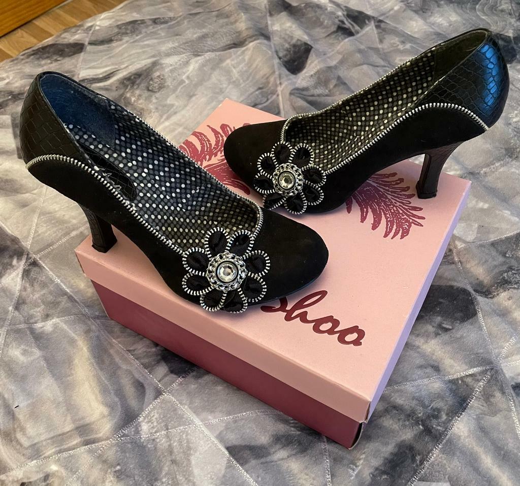 ruby shoo shoes size 5